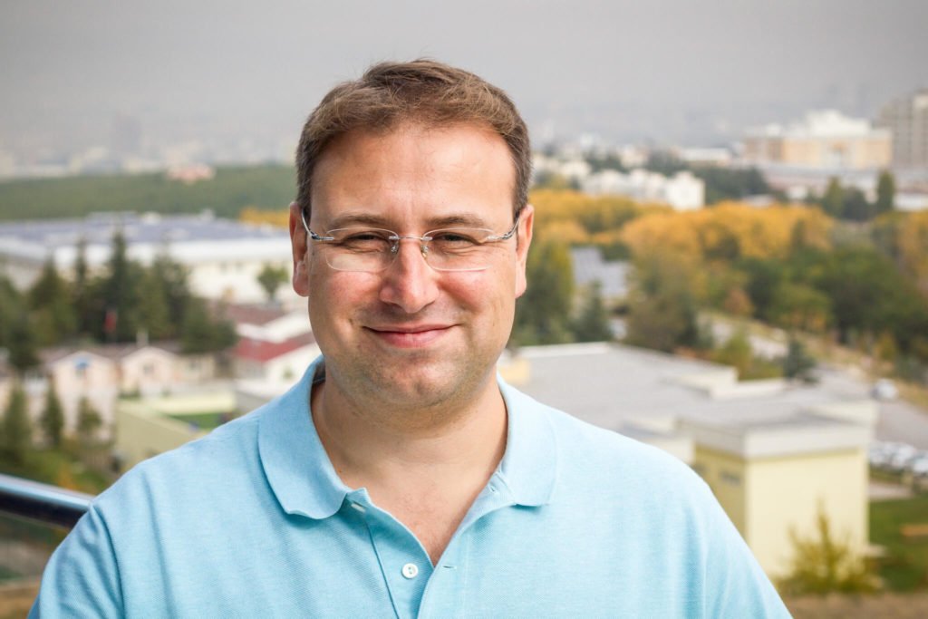 Aytekin Tank on Toxic workers