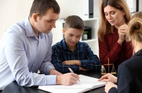 When Should you Involve a Family Lawyer in Child Custody Disputes?