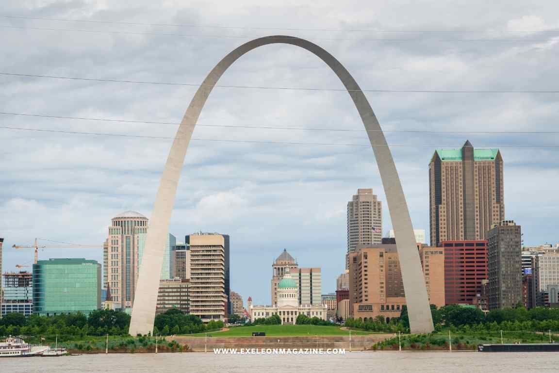 Gateway Arch hurt legal steps